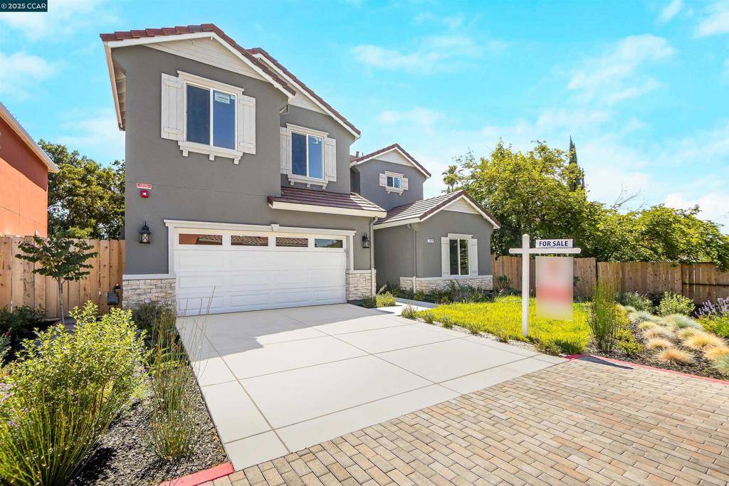 Concord, CA 94518,2722 Cowell Rd