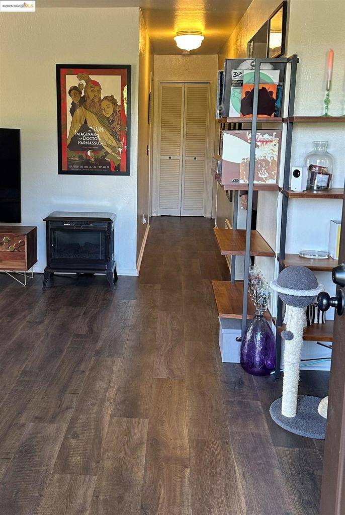 Concord, CA 94520,2398 Walters Way #6