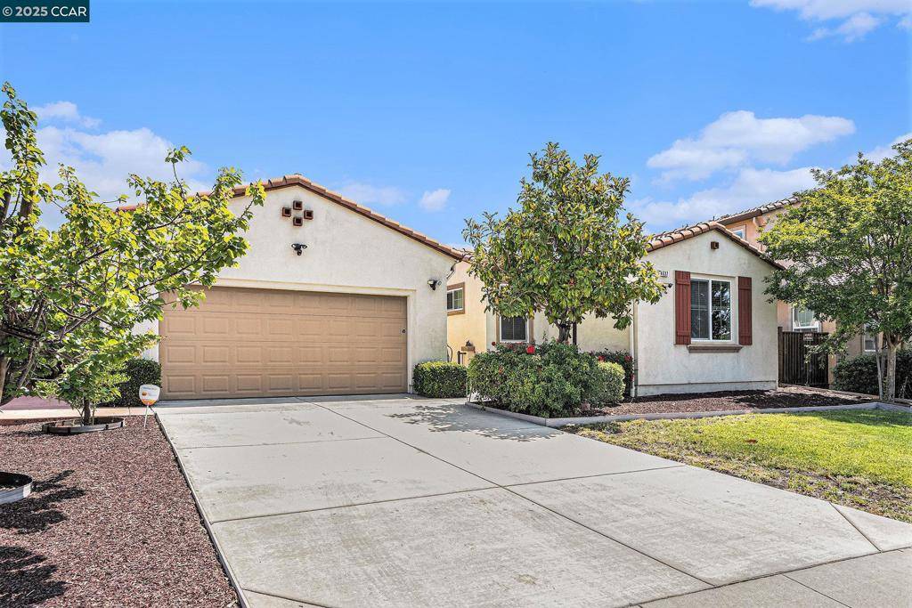 Antioch, CA 94531,4637 Appleglen St