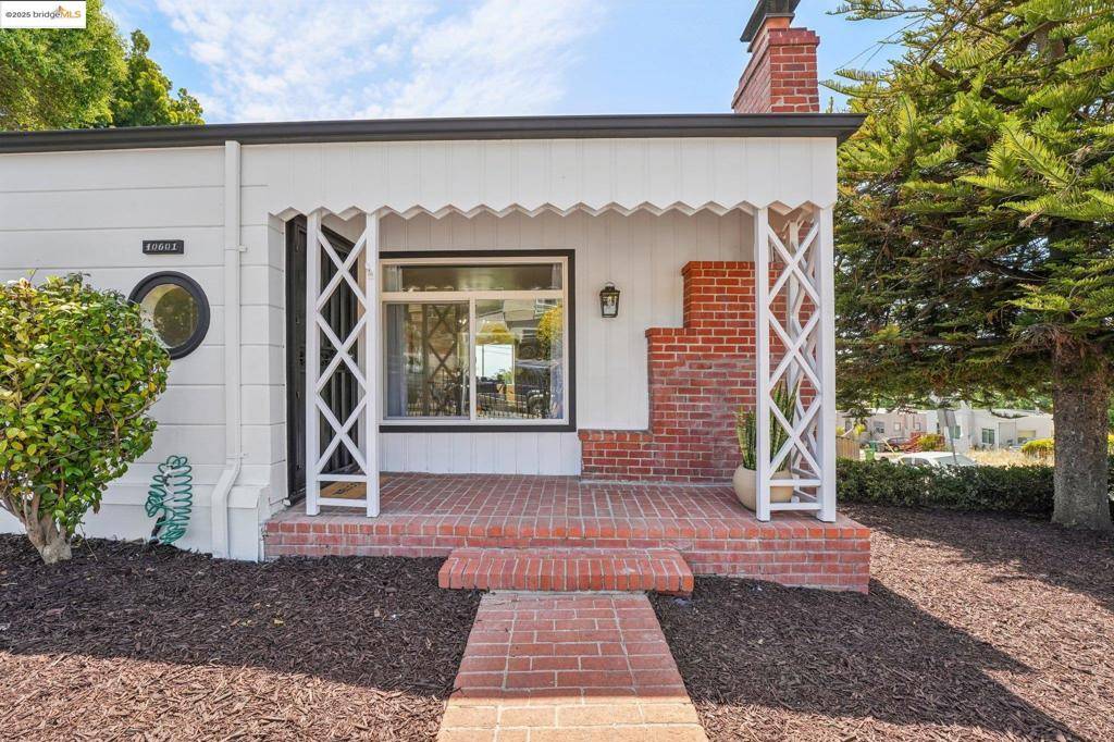 Oakland, CA 94605,10601 Sheldon St