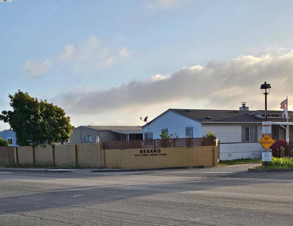 Fremont, CA 94555,4141 Deepcreek