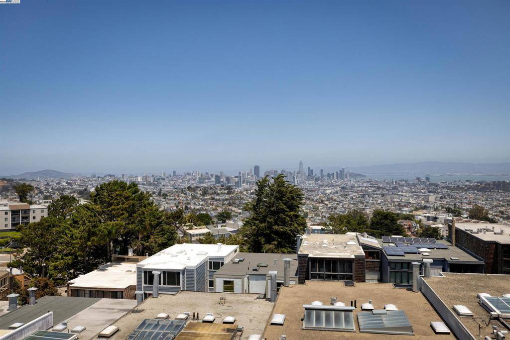 San Francisco, CA 94131,17 Ora Way