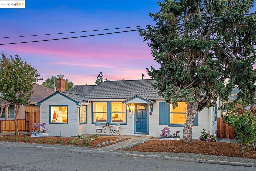 Benicia, CA 94510,8 Alta Loma