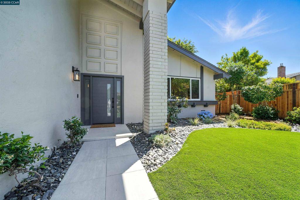 Danville, CA 94526,31 Junewood Ct