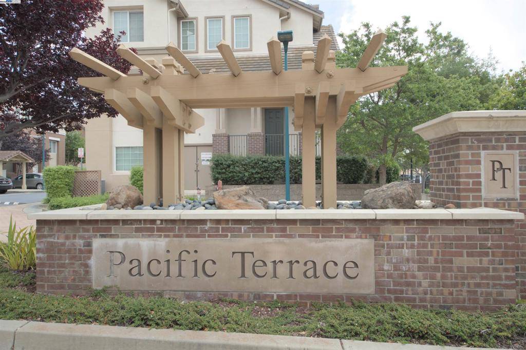 Union City, CA 94587,1067 Green St