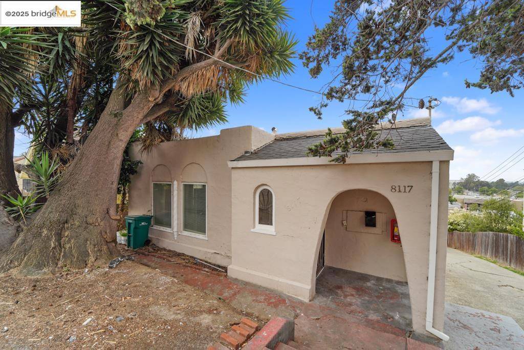 Oakland, CA 94605,8117 Ney Ave
