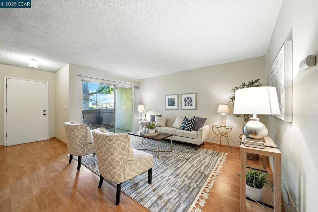 Walnut Creek, CA 94598,1861 Olmo Way