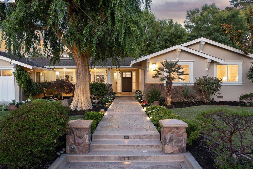 Alamo, CA 94507,290 Bolla Ave