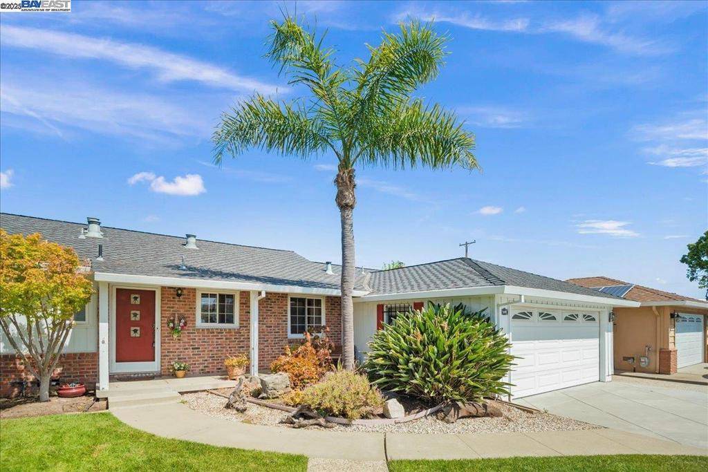 Fremont, CA 94536,5209 Waller Ave
