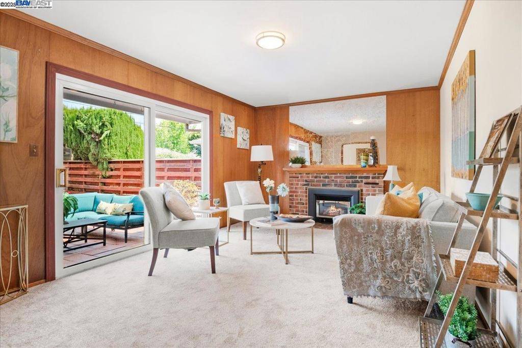 Fremont, CA 94536,5209 Waller Ave