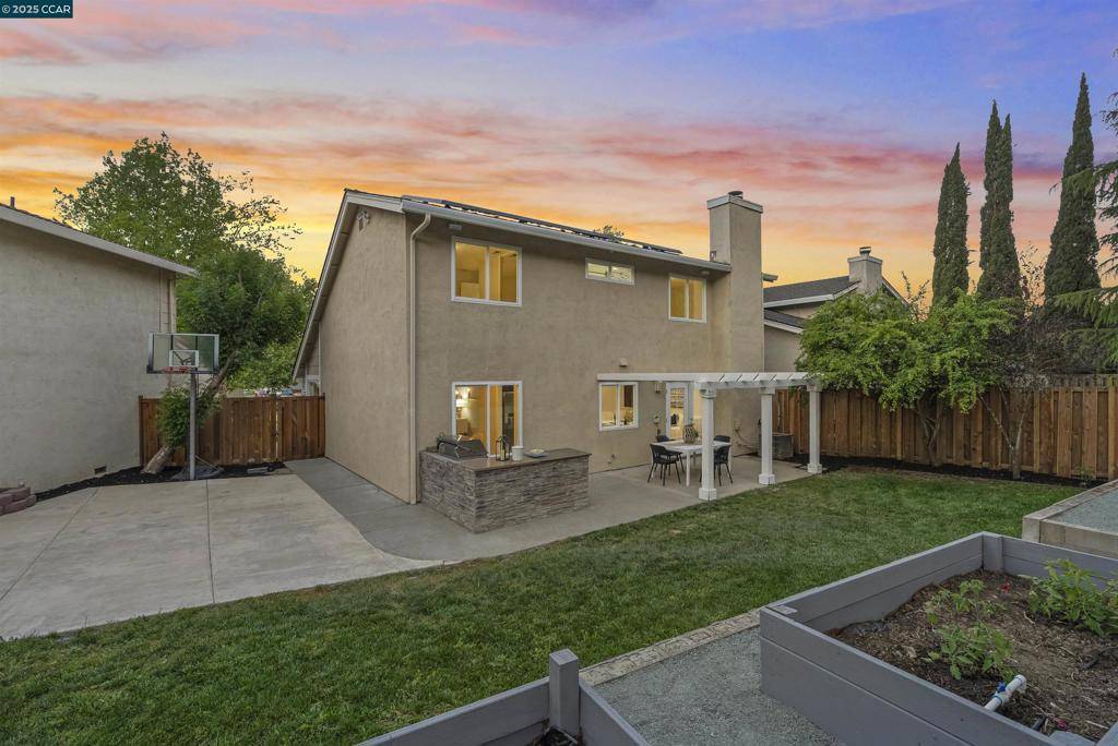 San Ramon, CA 94583,2916 Sombrero Circle
