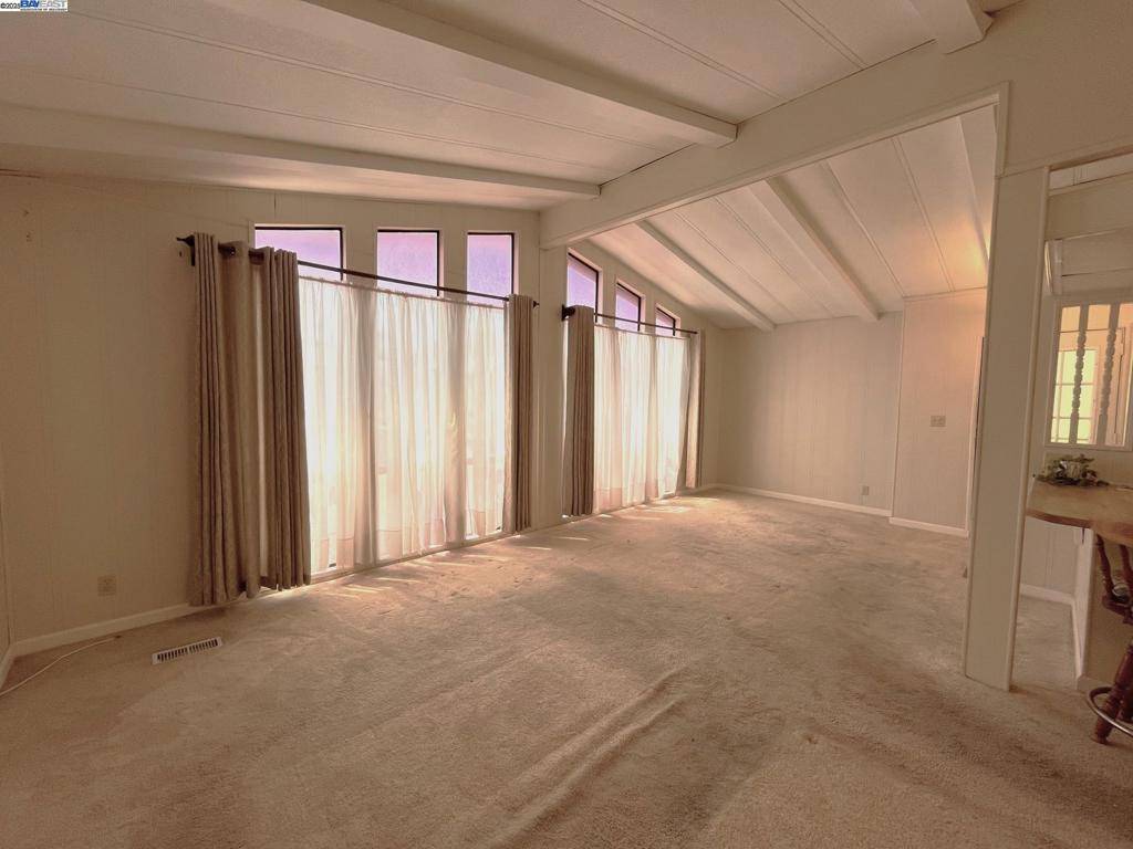 Hayward, CA 94545,27936 Pueblo Calle