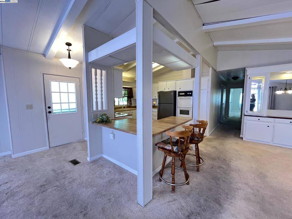 Hayward, CA 94545,27936 Pueblo Calle