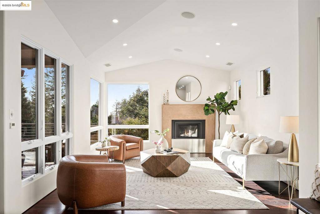 Berkeley, CA 94705,59 Vicente Rd