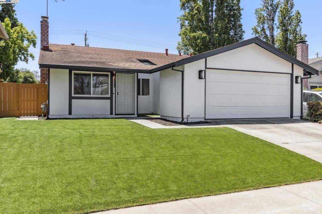 Fremont, CA 94555-1033,32555 Lake Bridgeport St