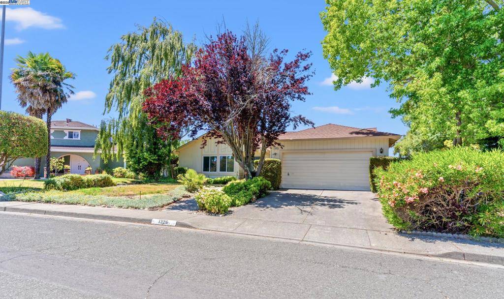 Richmond, CA 94803,1326 Fascination Cir