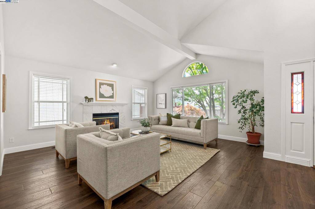 Castro Valley, CA 94546,3746 La Costa Ave