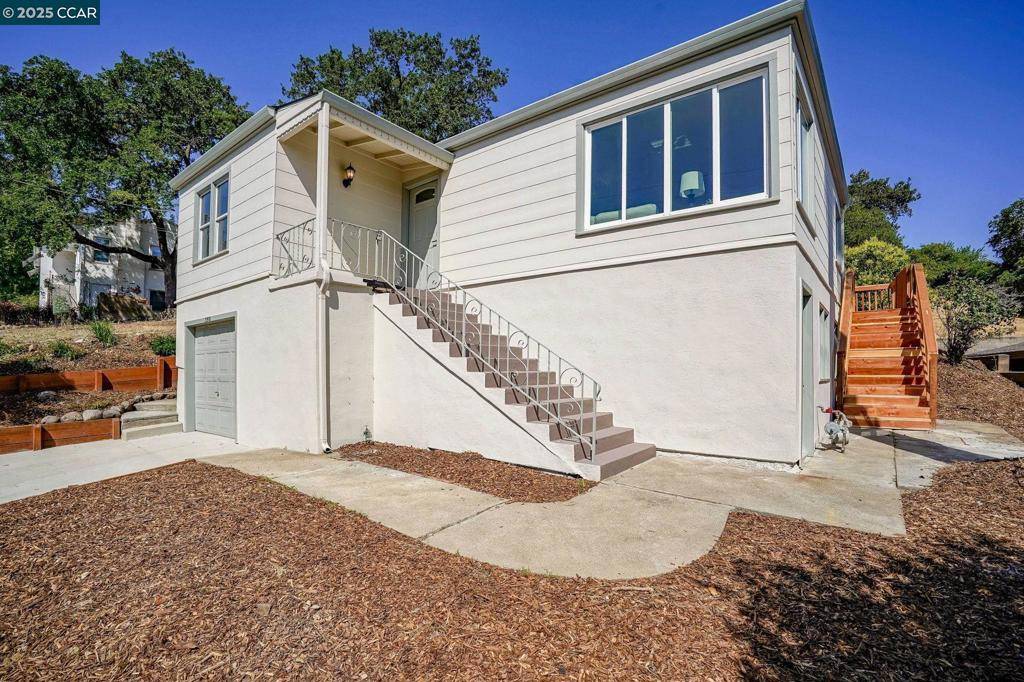Martinez, CA 94553,3510 Sunrise Court