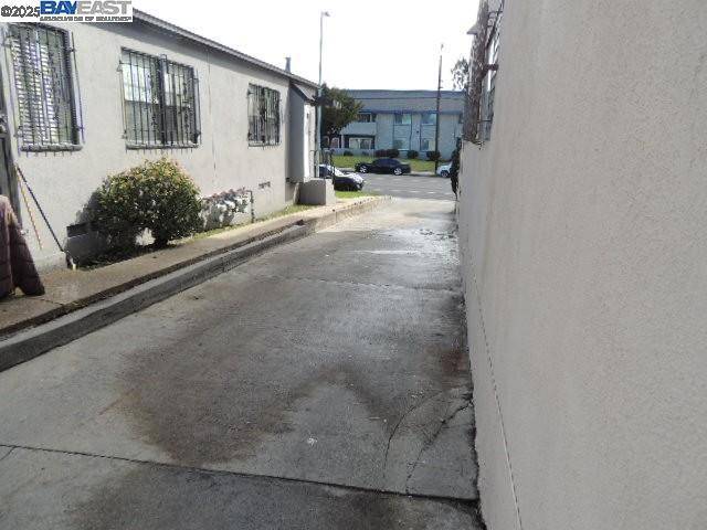 Los Angeles, CA 90044,7839 S Normandie