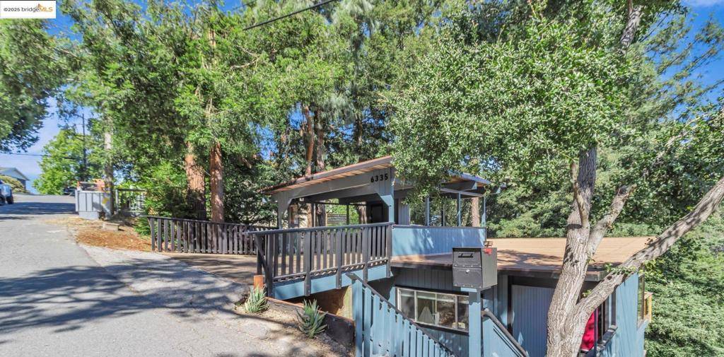 Oakland, CA 94611,6335 Girvin Dr