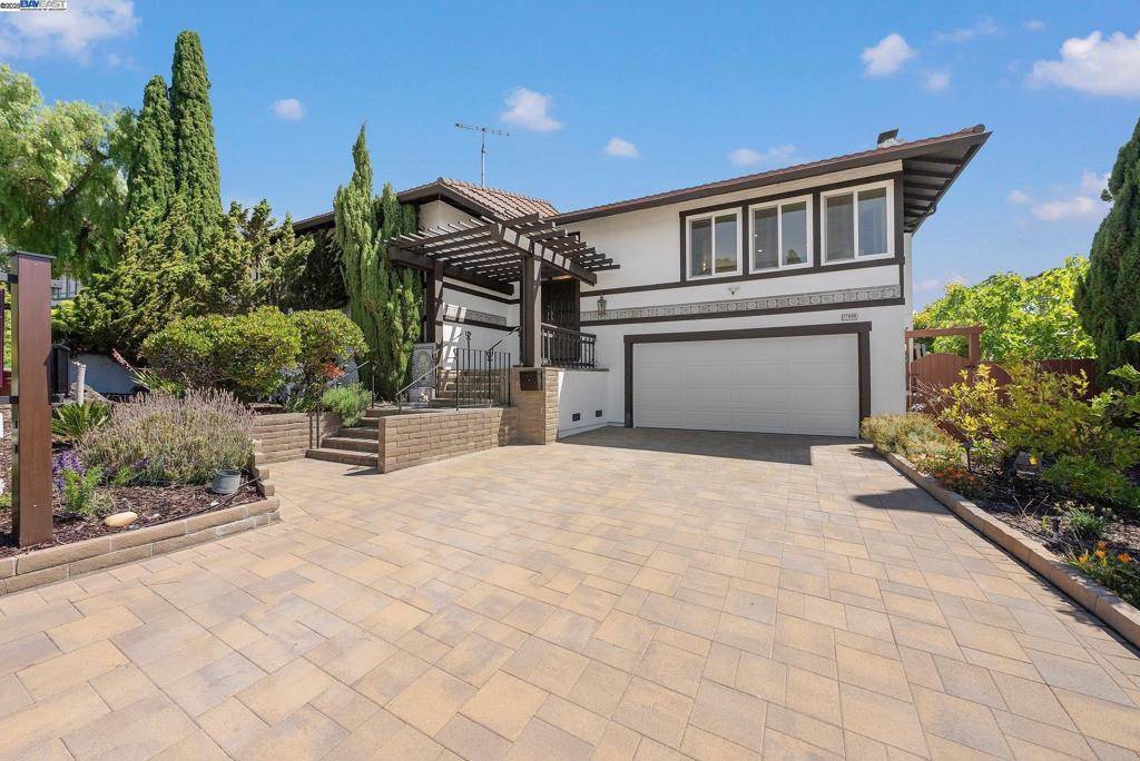 Hayward, CA 94542,27896 Adobe Ct