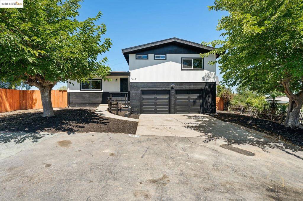 Martinez, CA 94553,4212 Valley Ave