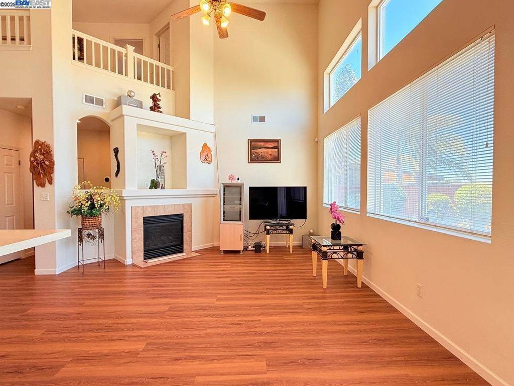 Pittsburg, CA 94565,1322 Emerson Dr