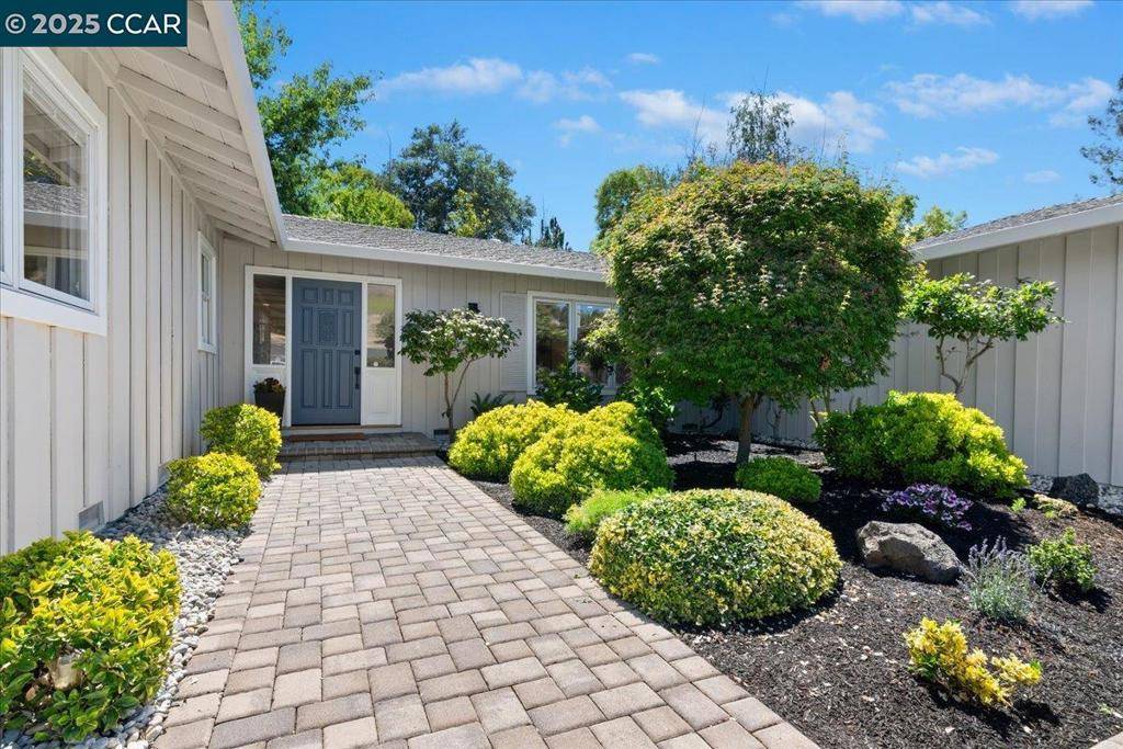 Moraga, CA 94556,1198 Larch Ave