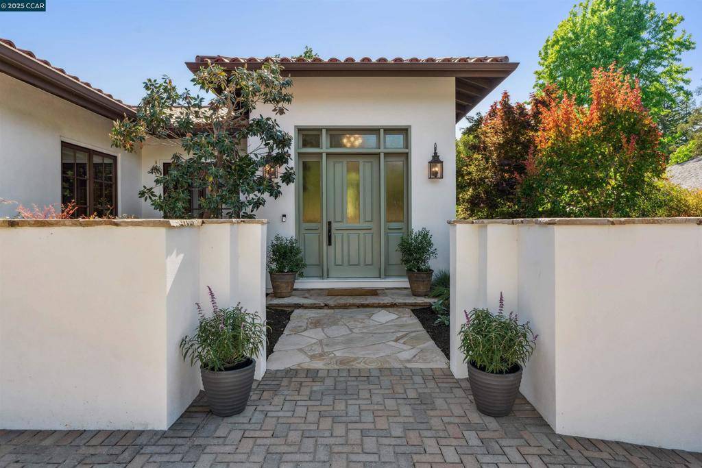 Lafayette, CA 94549,727 Glenside Cir