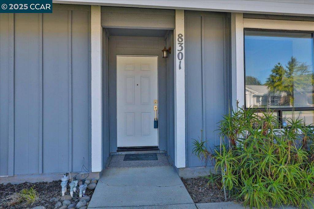 Antelope, CA 95843,8301 Brixham Ct
