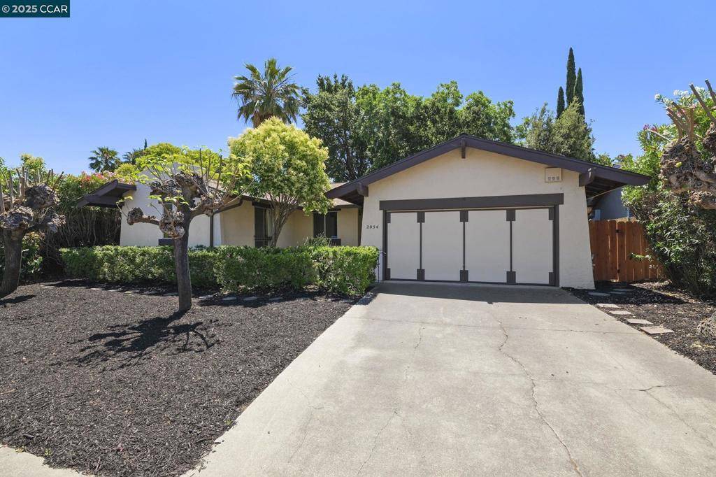 Concord, CA 94518,2054 Newton Way