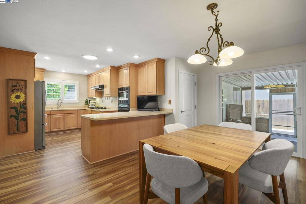 Dublin, CA 94568,6632 Spruce Ln