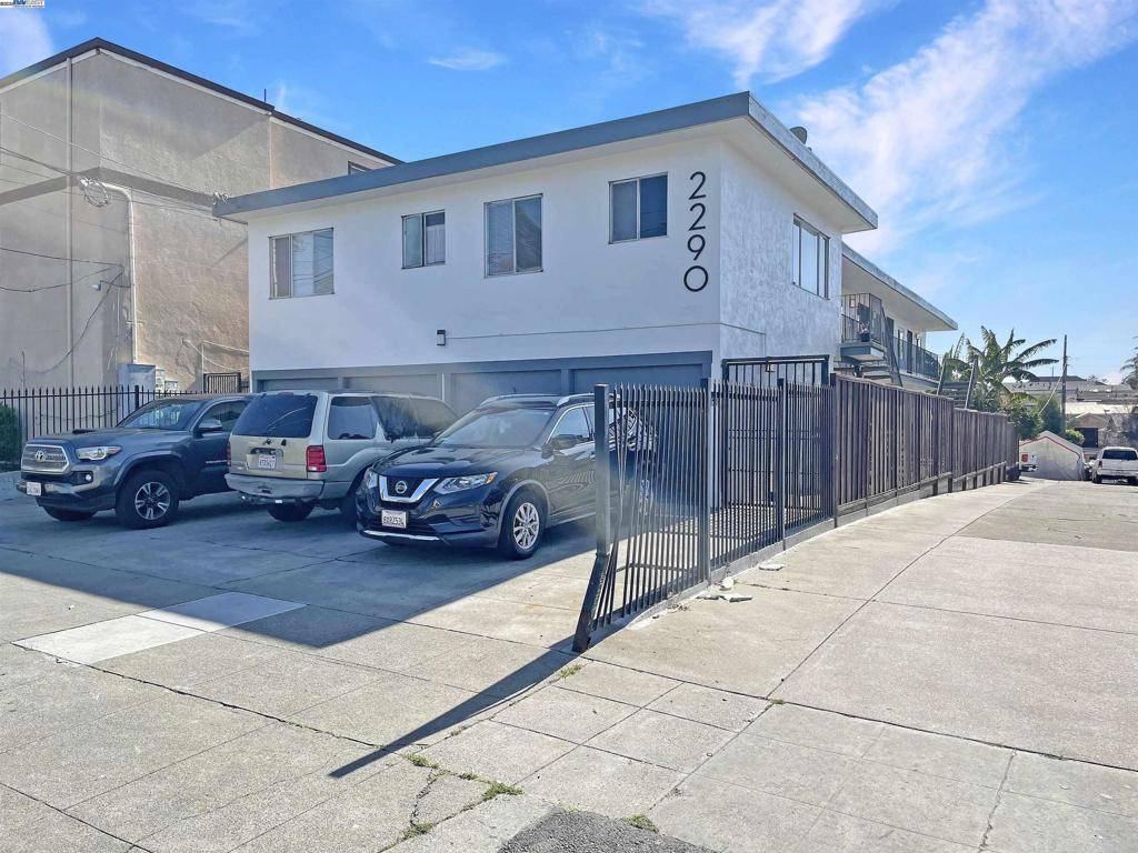 Oakland, CA 94601,2290 High St