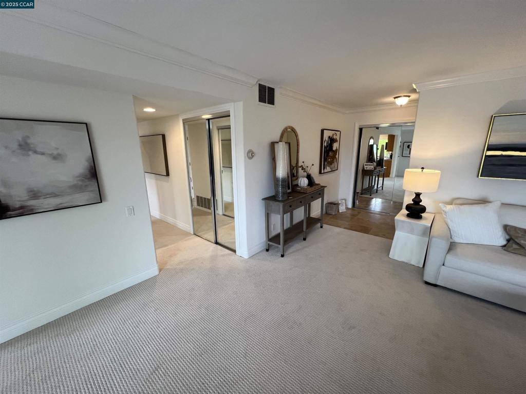 Walnut Creek, CA 94595,1805 Ptarmigan Dr #1A