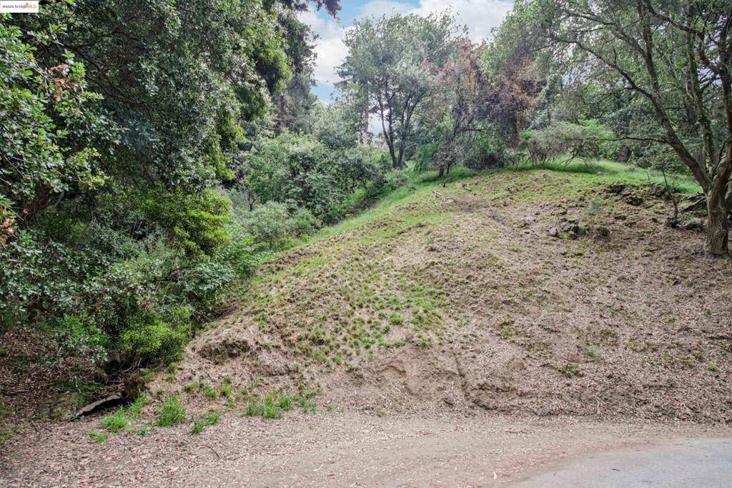 Oakland, CA 94603,Girvin Dr
