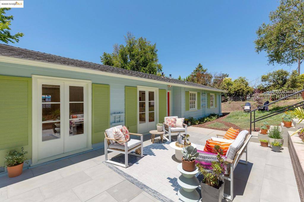 Kensington, CA 94708,298 Grizzly Peak Blvd