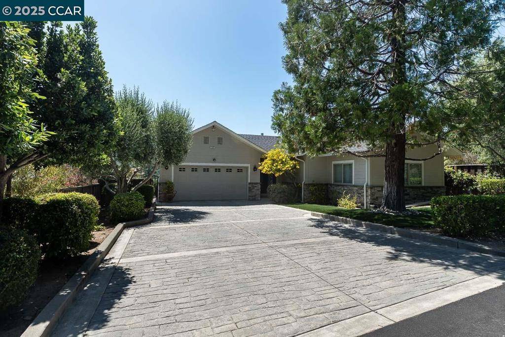Lafayette, CA 94549,1127 Oak Hill Rd