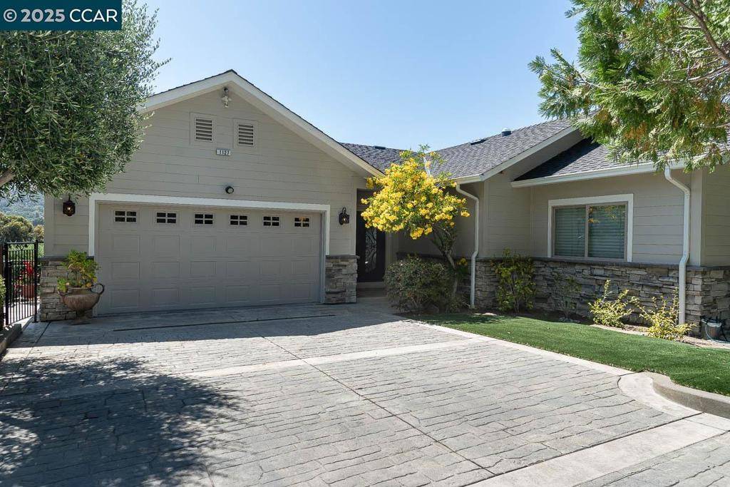 Lafayette, CA 94549,1127 Oak Hill Rd
