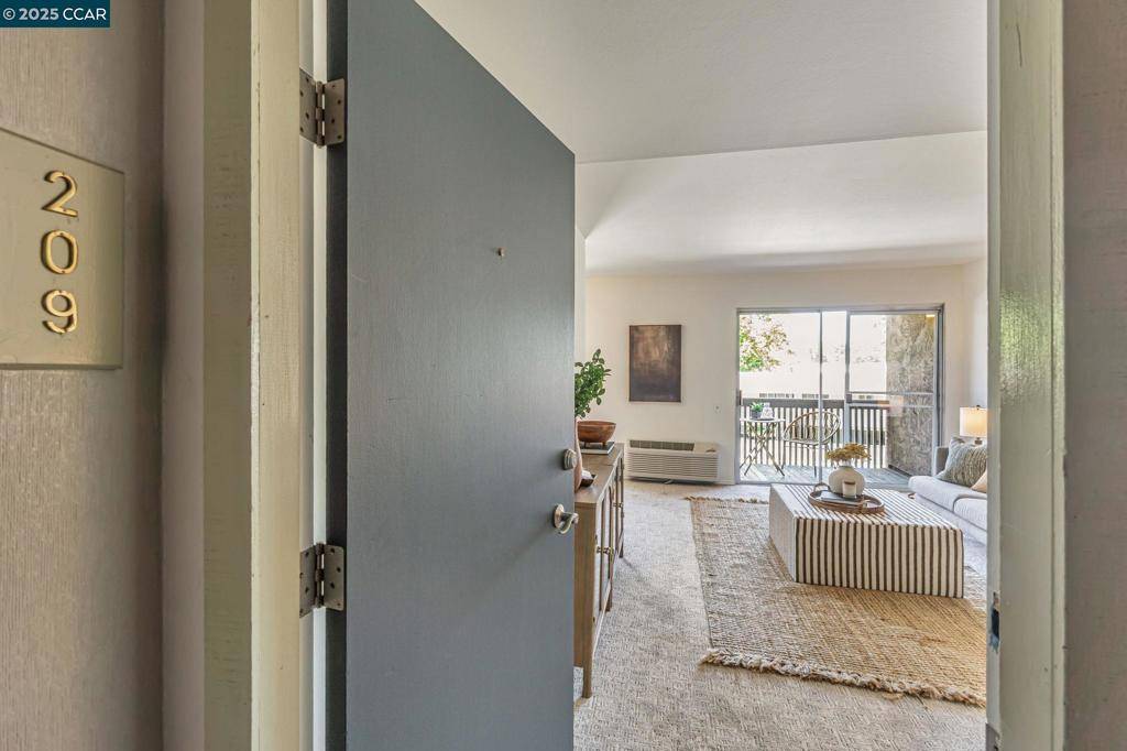 Walnut Creek, CA 94596,155 Sharene Ln #209