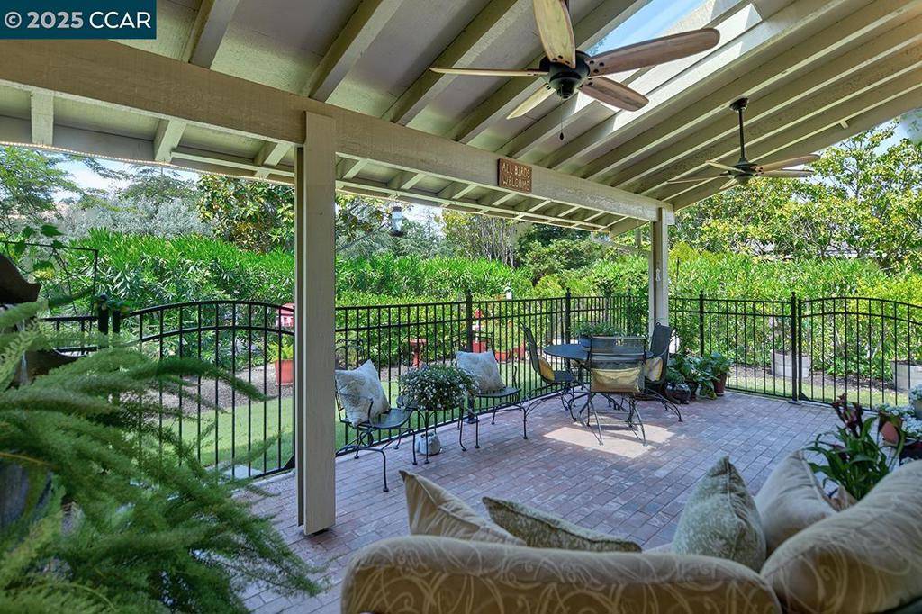 Walnut Creek, CA 94595,633 Terra California Dr #6