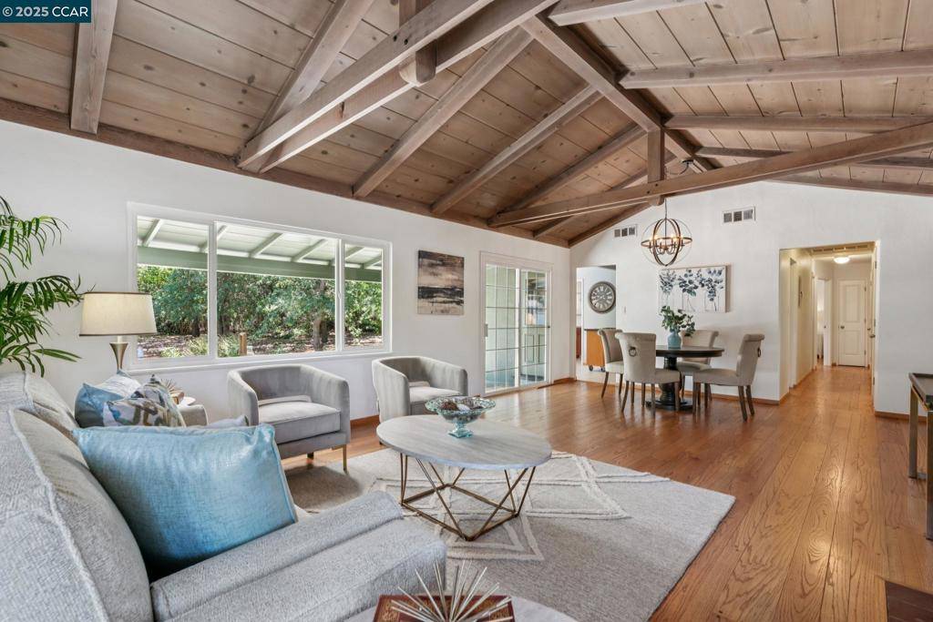 Walnut Creek, CA 94597,41 Heather Ln