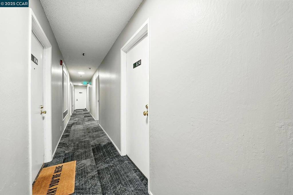 Oakland, CA 94610,325 Lenox Ave #104