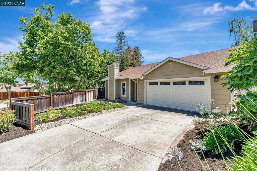 Martinez, CA 94553,2316 Lake Park Ct
