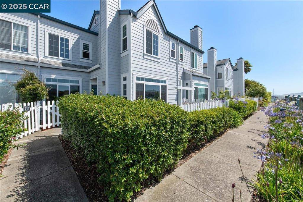 Richmond, CA 94804,609 Commodore Dr