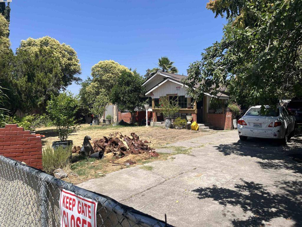 Stockton, CA 95206,2174 S Ash St