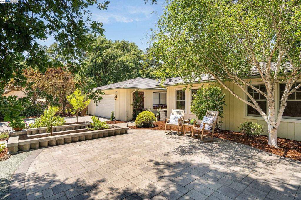Danville, CA 94526,20 Donna Ln