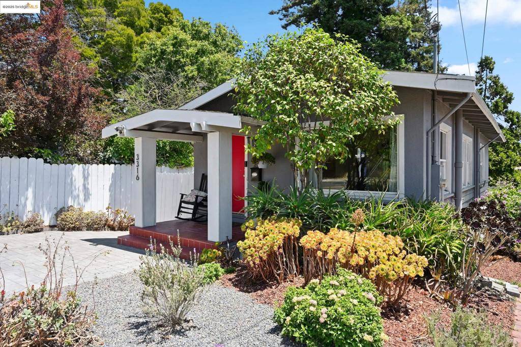 Oakland, CA 94602,3316 Coolidge Ave