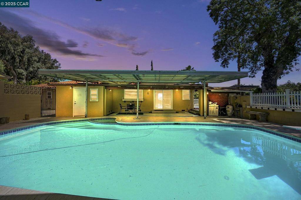 Concord, CA 94518,3698 De Rosa Ct