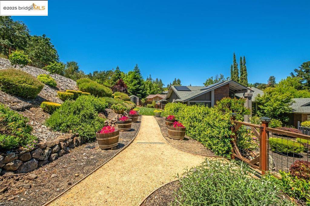 Walnut Creek, CA 94597,1431 Huston Rd