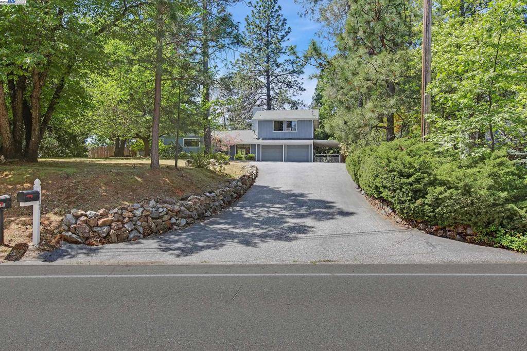 Grass Valley, CA 95949,16261 Patricia Way